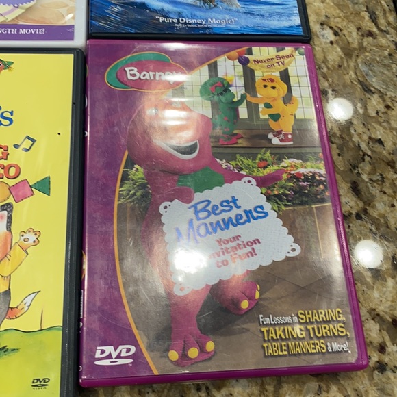 Set of 12 Children’s  DVD Movies! - Picture 14 of 14